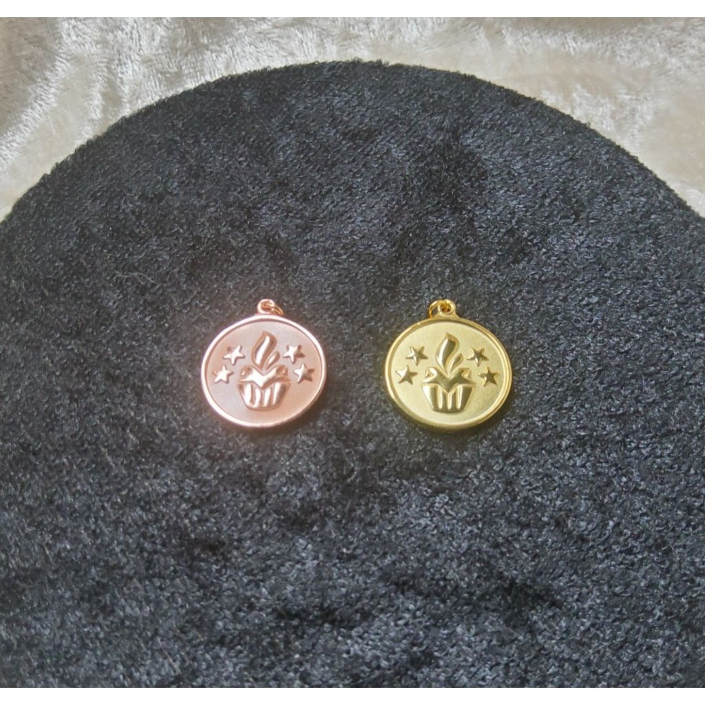 Mary Kay Vintage Collectible Medals In Rose Gold & Gold Charms